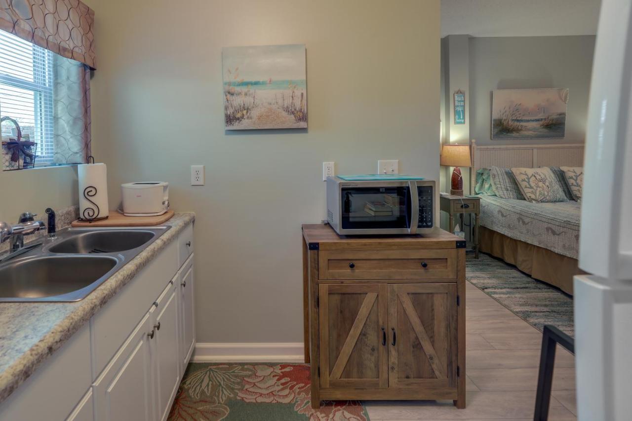 Sneads Ferry Vacation Rental Studio With Water Views Exterior foto